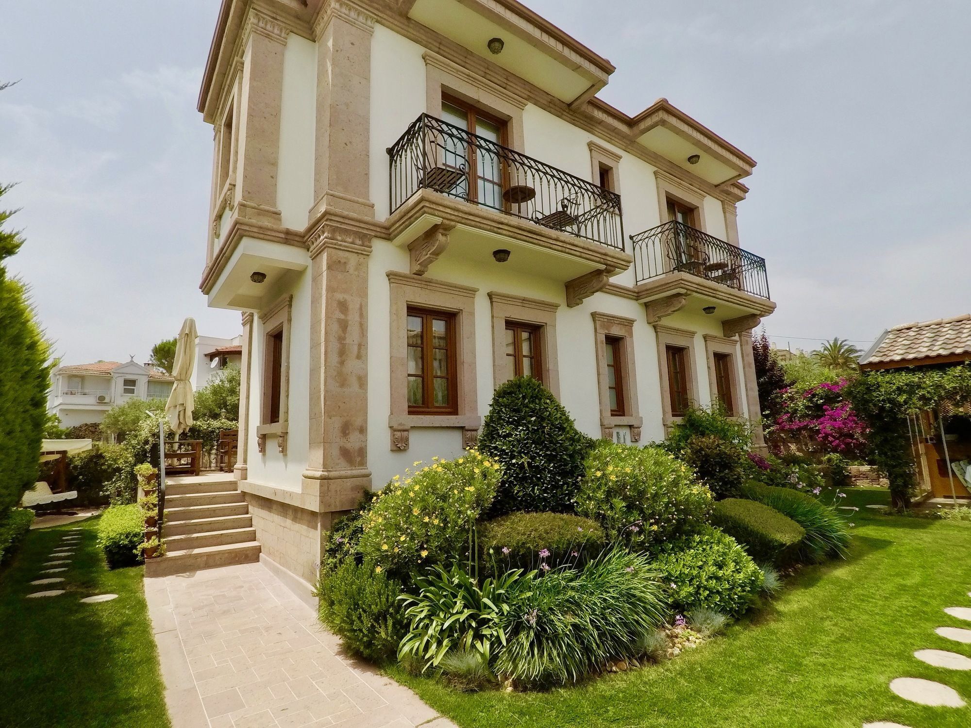Tas Bahce Hotel Cunda Ayvalı Zewnętrze zdjęcie